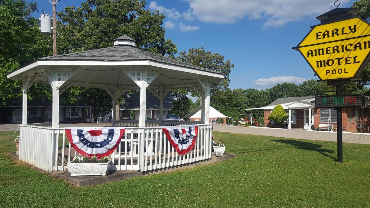Early American Motel Aurora Екстер'єр фото